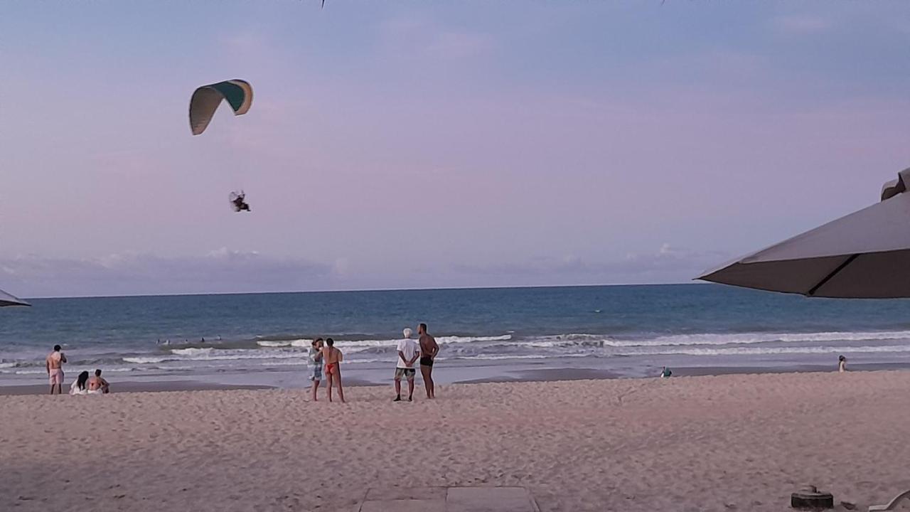 Paraiso Das Dunas - Apartamento A Beira Mar Com Jacuzzi - Proximo Ao Beach Park 알퀴라즈 외부 사진